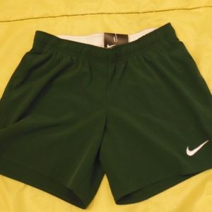 girls nike shorts
